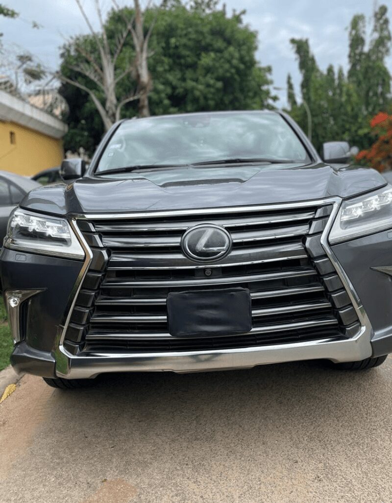 Lexus LX 570 (2020)