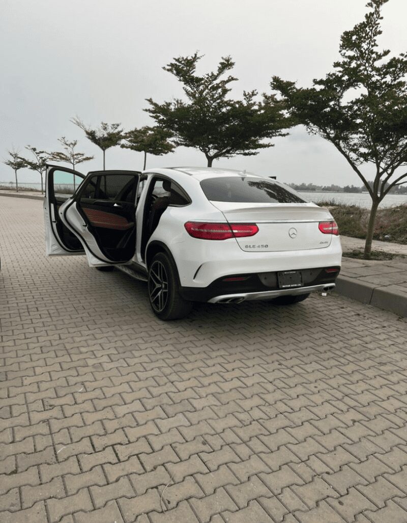Abuja Car Hire Mercedez Benz GLE